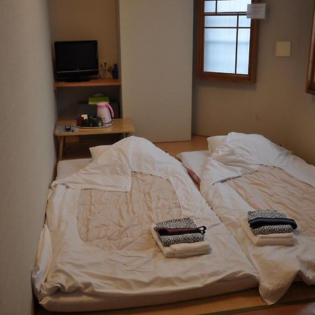 Family Inn Saiko Tokio Buitenkant foto