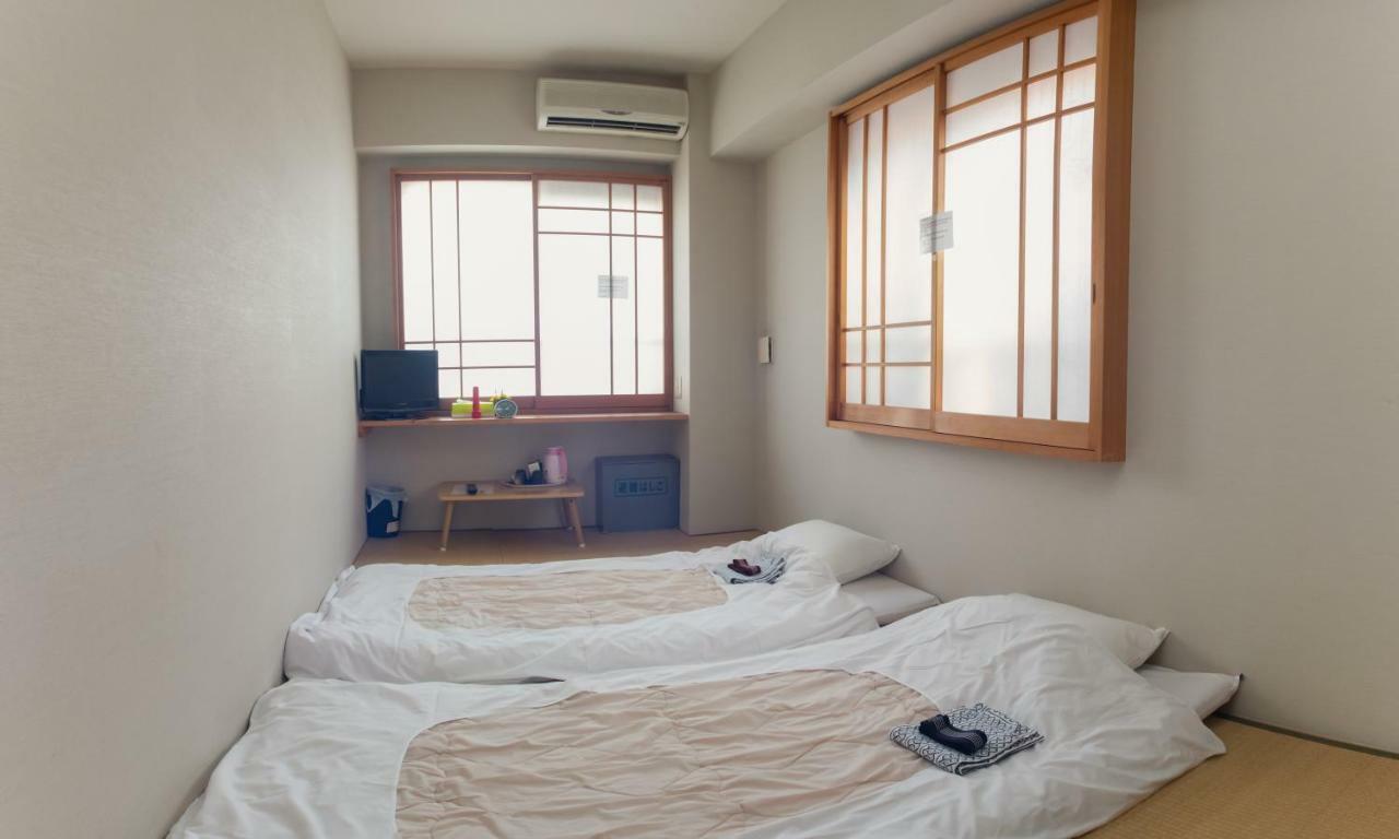 Family Inn Saiko Tokio Buitenkant foto